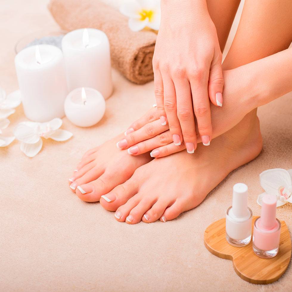 uñas acrilicas, manicura, pedicura sangolqui, uñas de gel, uñas postizas